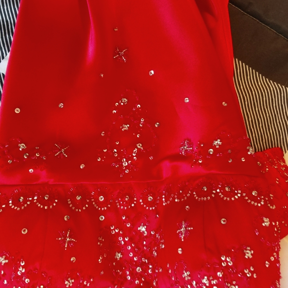 Ball/prom/pageant dress